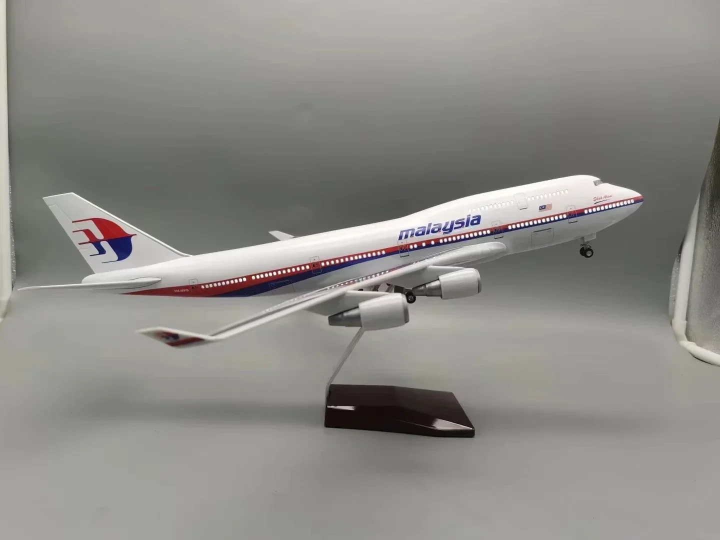 طراز طائرة B747 الخطوط الجوية  - مراجعة Home Decor Malaysia وسعره